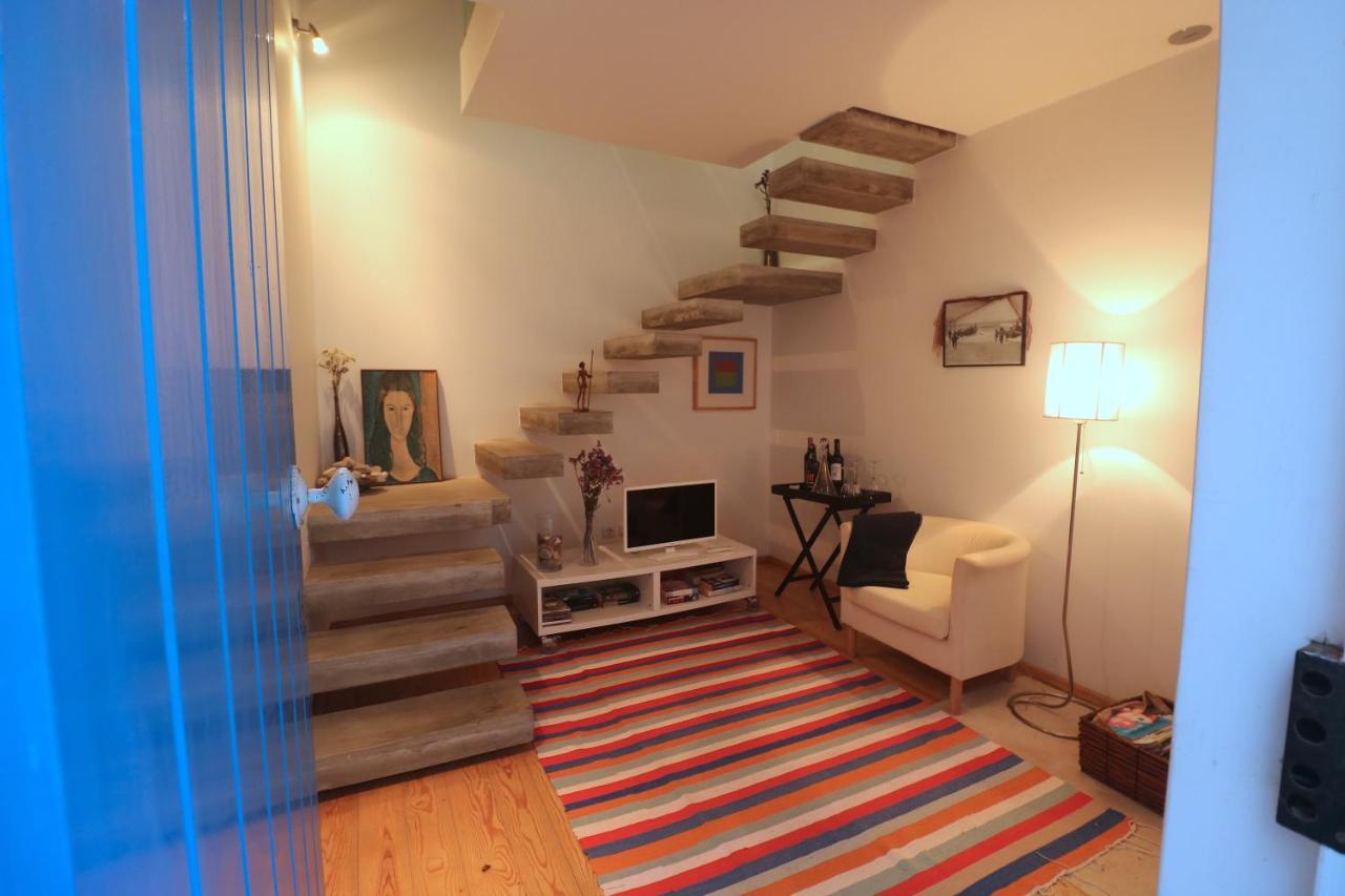 Tiny House Apartment Назаре Екстериор снимка